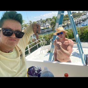 Meet your Posher, Kelly